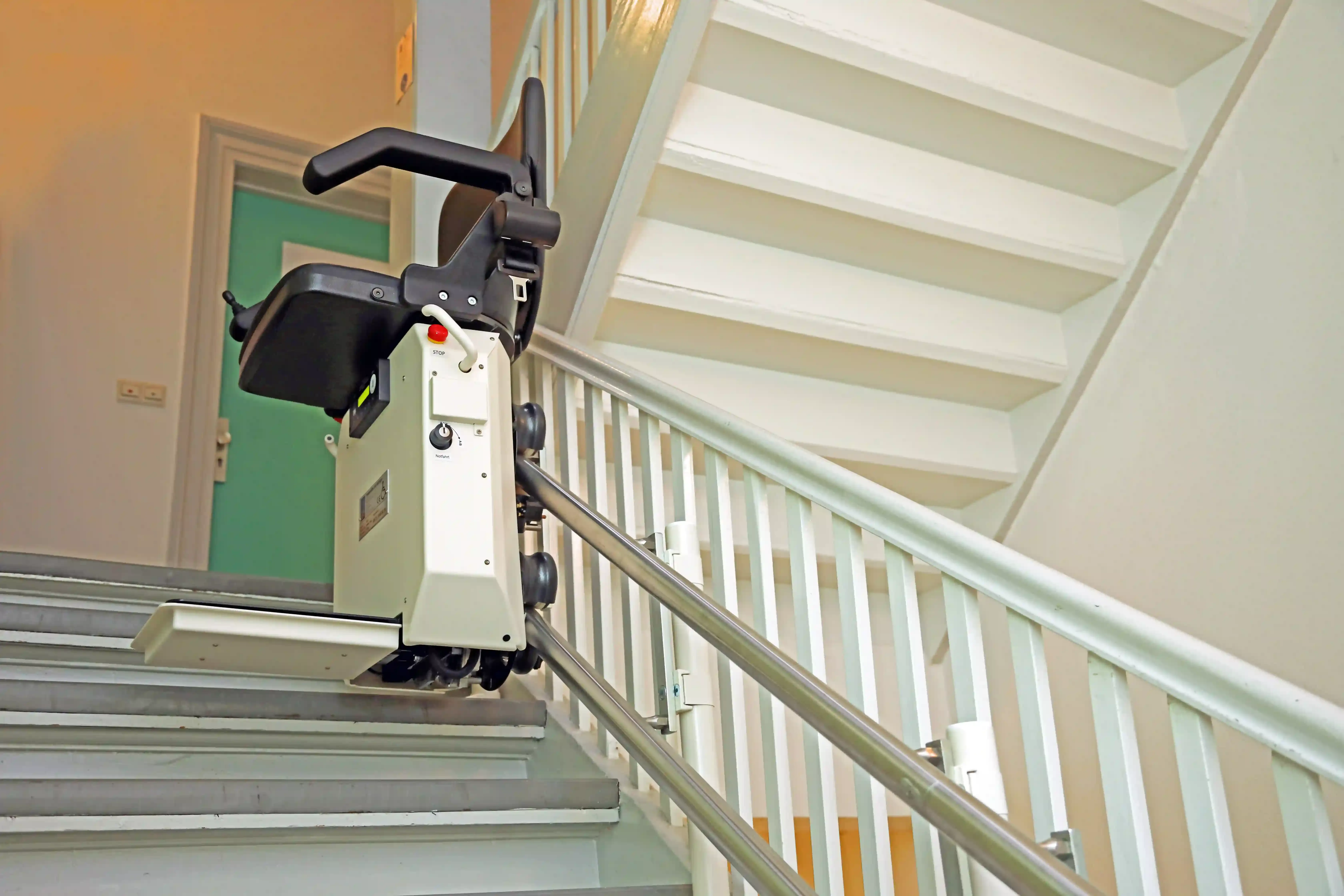 Image installateur monte escalier 5 monte escalier 12